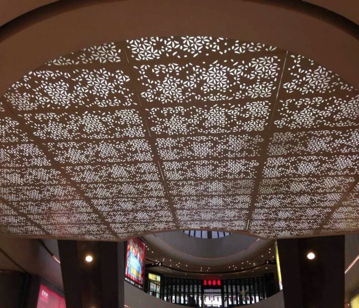 冲孔铝单板案例,万达广场内部图 冲孔铝单板案例,万达广场内部图