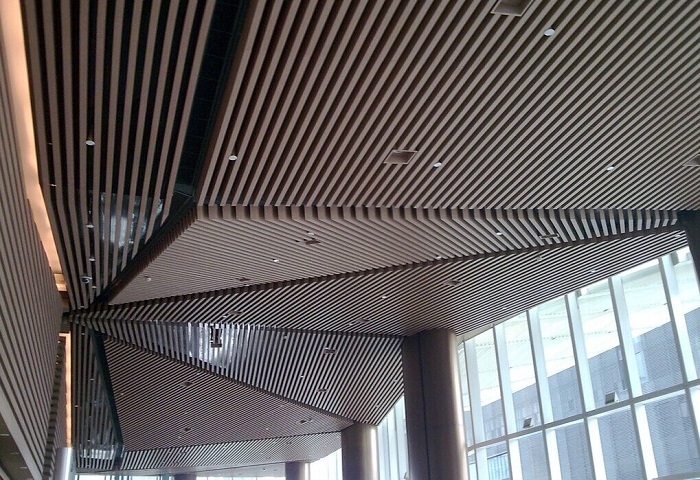 木纹铝方通,木纹铝方通吊顶案例 木纹铝方通,木纹铝方通吊顶案例