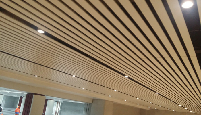 木纹铝方通吊顶，木纹铝方通善禾建材