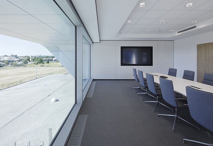 氟碳铝单板幕墙相比于其他材料的优势